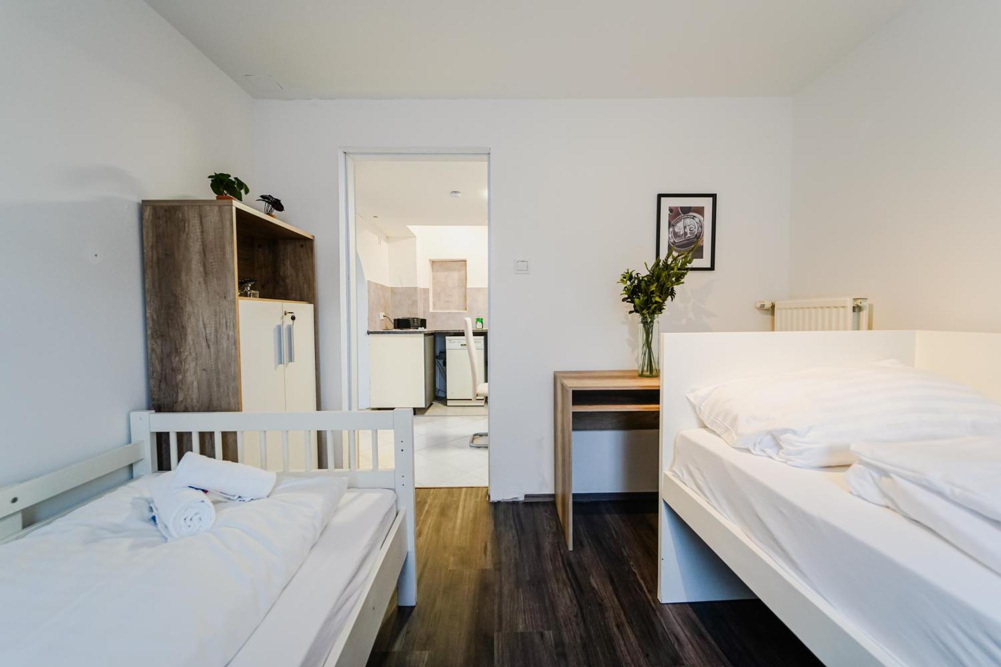 Spacious House With 5 Ferienhaus Wien