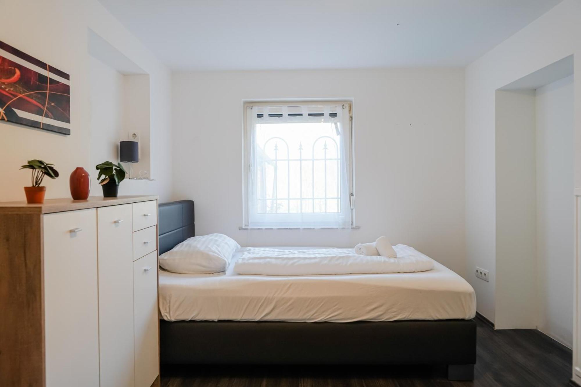 Spacious House With 5 *